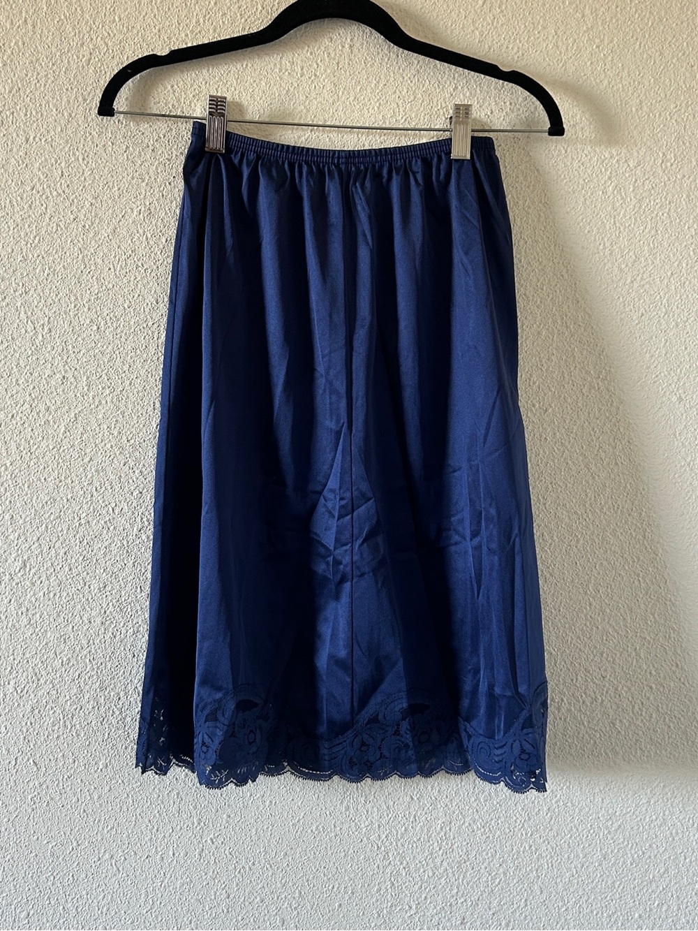 VTG USA Vanity Fair Slip Skirt Women’s Fits up to Medium Blue